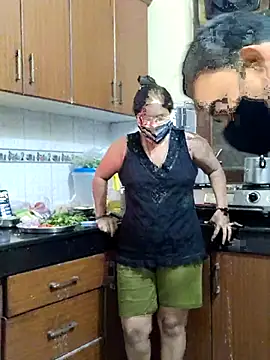 Snapshot of IND_COUPLE1 chatting on 9, 2, 2025 IND COUPLE1 online show from 9, 2, 2025