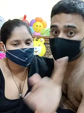 Snapshot of IND_COUPLE1 chatting on 23, 2, 2025 IND COUPLE1 online show from 23, 2, 2025