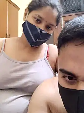 Snapshot of IND_COUPLE1 chatting on 26, 2, 2025 IND COUPLE1 online show from 26, 2, 2025