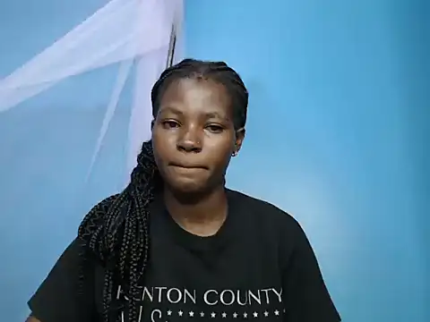 TrishaKalid online show from 5, 10, 2025