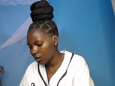 TrishaKalid online show from 31, 10, 2025