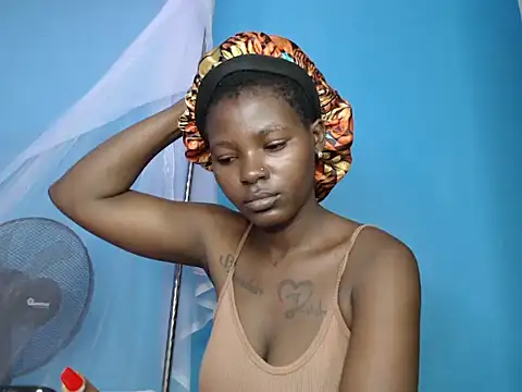 TrishaKalid online show from 30, 10, 2025