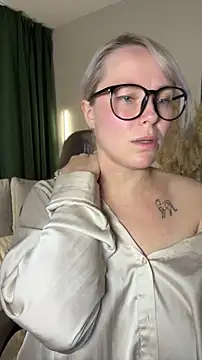 Charming Daphny online show from 22, 5, 2026