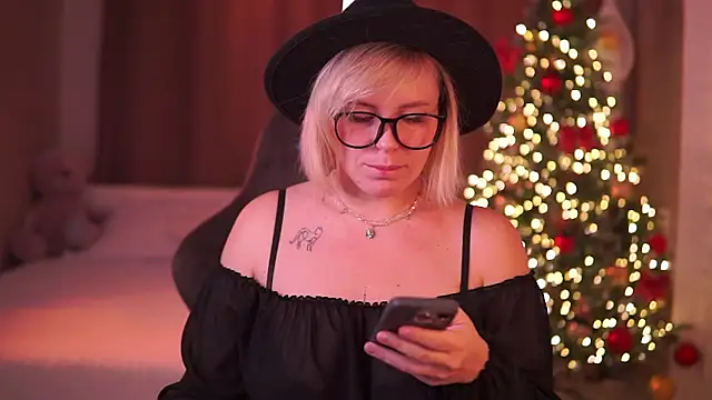 Charming Daphny online show from 20, 12, 2025