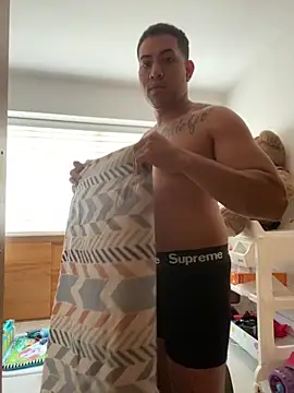 Snapshot of Juanes432 chatting on 6, 2, 2026 Juanes432 online show from 6, 2, 2026