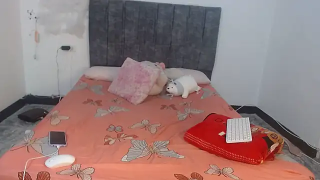 Snapshot of daisha_becker chatting on 2, 10, 2025 daisha becker online show from 2, 10, 2025