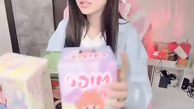 Snapshot of Virgo_686 chatting on 21, 12, 2024 Virgo 686 online show from 21, 12, 2024