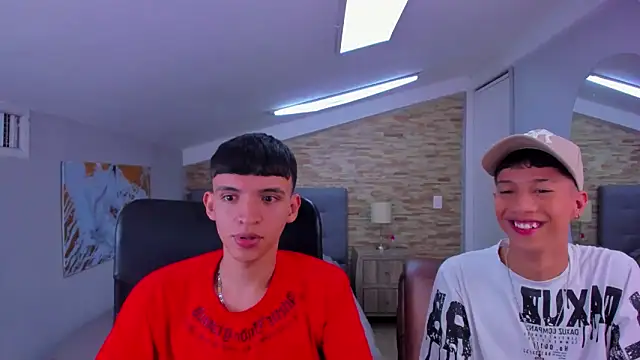 Juan Nd Steven online show from 5, 3, 2025