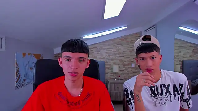 Juan Nd Steven online show from 5, 3, 2025