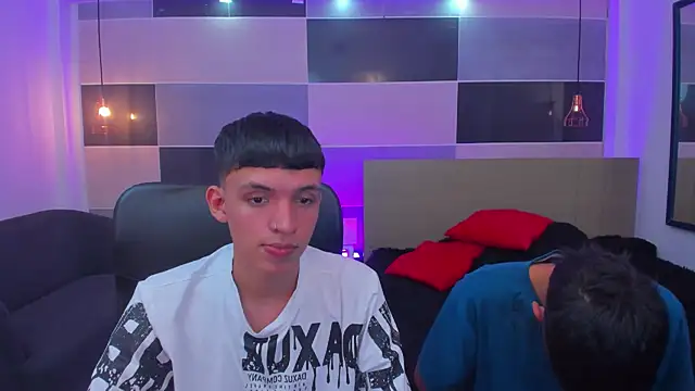 Juan Nd Steven online show from 8, 2, 2025