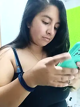  Angelinaandrade  online show from 2, 12, 2025