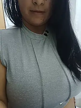  Angelinaandrade  online show from 14, 7, 2026