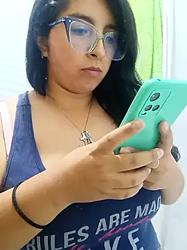 Snapshot of _Angelinaandrade_ chatting on 16, 1, 2026 Angelinaandrade online show from 16, 1, 2026