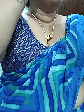 Snapshot of ashikaa_r chatting on 13, 6, 2026 ashikaa r online show from 13, 6, 2026
