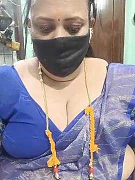 Snapshot of ashikaa_r chatting on 2, 8, 2026 ashikaa r online show from 2, 8, 2026