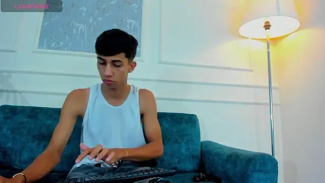 Lucian Davi online show from 24, 2, 2025