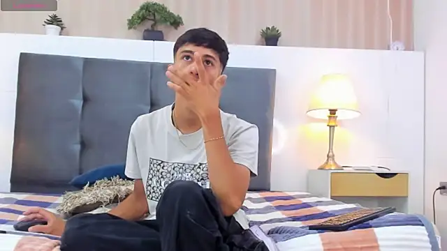 Lucian Davi online show from 21, 3, 2025