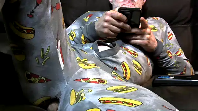 Snapshot of taboocanuck chatting on 13, 1, 2025 taboocanuck online show from 13, 1, 2025