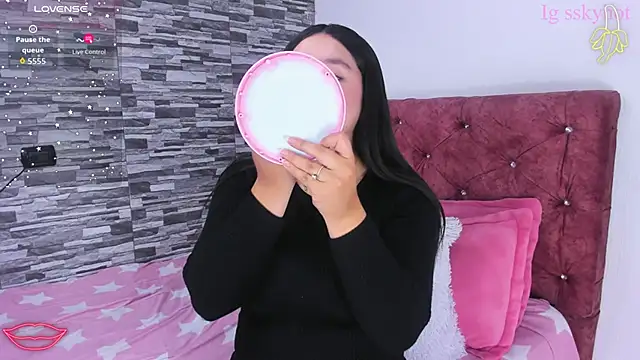 skyhotgirll online show from 29, 9, 2025