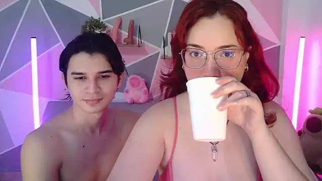 AndrewAnndCherry online show from 5, 11, 2025