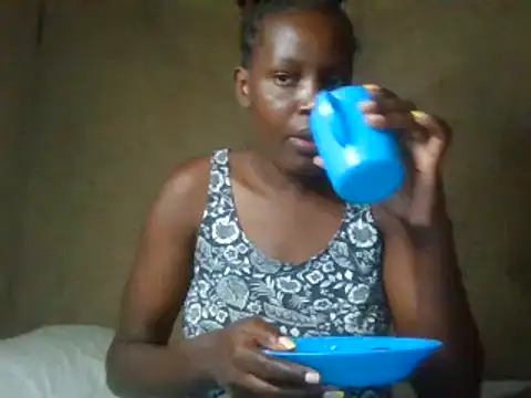 Snapshot of pretty_prickle chatting on 17, 2, 2025 pretty prickle online show from 17, 2, 2025