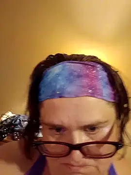 mcv131985 online show from 15, 10, 2025