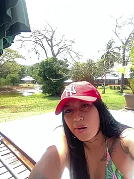 luisa16xxx online show from 15, 2, 2025