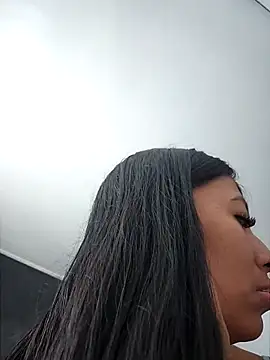 luisa16xxx online show from 19, 9, 2025