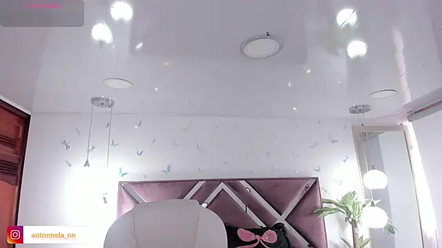  Antonnela  online show from 16, 12, 2025