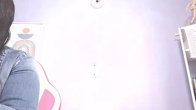 kaory azumi online show from 9, 4, 2026