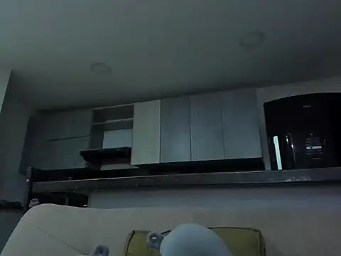 Alexander Martines online show from 6, 11, 2025