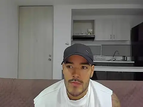 Snapshot of Alexander_Martines chatting on 9, 7, 2026 Alexander Martines online show from 9, 7, 2026