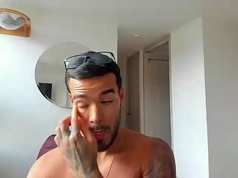Snapshot of Alexander_Martines chatting on 15, 7, 2026 Alexander Martines online show from 15, 7, 2026