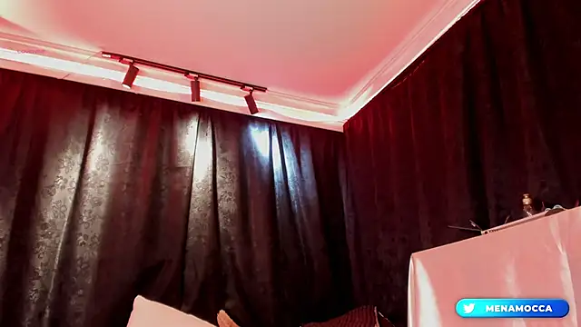 MiaKnox online show from 29, 4, 2026