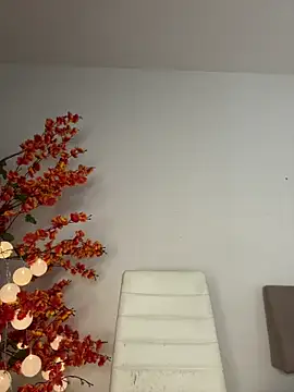 VictoriaHiill online show from 24, 6, 2026