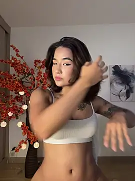 VictoriaHiill online show from 13, 5, 2026
