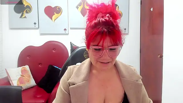 Snapshot of Salomeediaz_ chatting on 28, 11, 2025 Salomeediaz online show from 28, 11, 2025