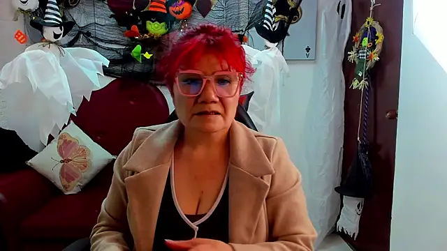 Snapshot of Salomeediaz_ chatting on 22, 10, 2025 Salomeediaz online show from 22, 10, 2025