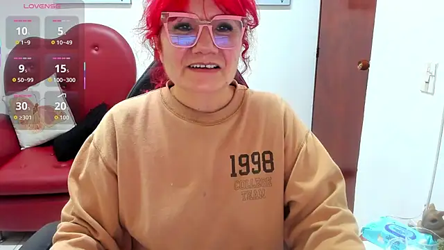 Snapshot of Salomeediaz_ chatting on 23, 11, 2025 Salomeediaz online show from 23, 11, 2025