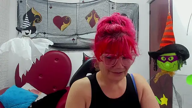 Snapshot of Salomeediaz_ chatting on 10, 10, 2025 Salomeediaz online show from 10, 10, 2025