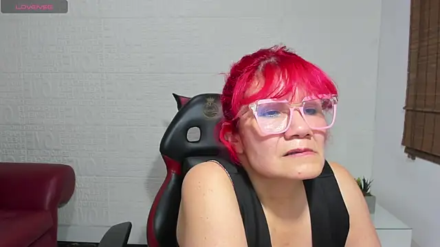 Snapshot of Salomeediaz_ chatting on 8, 3, 2025 Salomeediaz online show from 8, 3, 2025