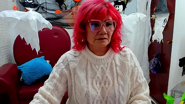 Snapshot of Salomeediaz_ chatting on 14, 10, 2025 Salomeediaz online show from 14, 10, 2025