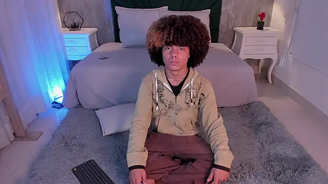 Alexiis Etereo online show from 13, 4, 2026