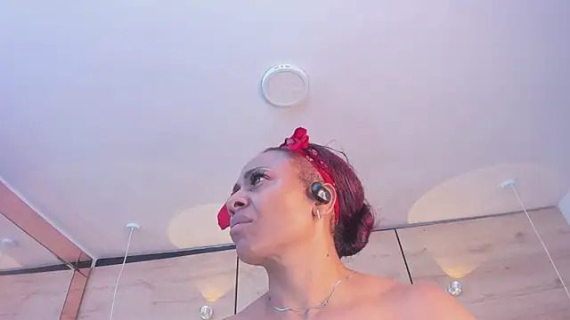 martina touss online show from 24, 4, 2026