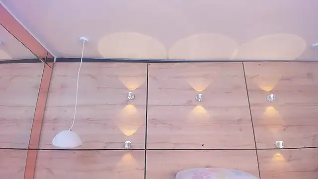 martina touss online show from 13, 12, 2025