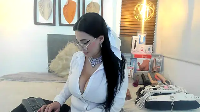 Scarleth swann online show from 20, 3, 2025