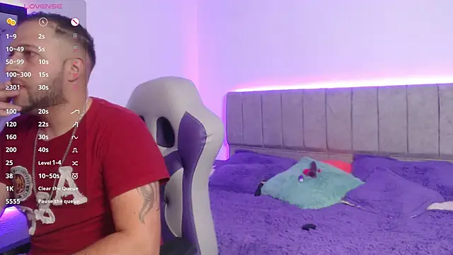 ryanandpamela  online show from 19, 2, 2025