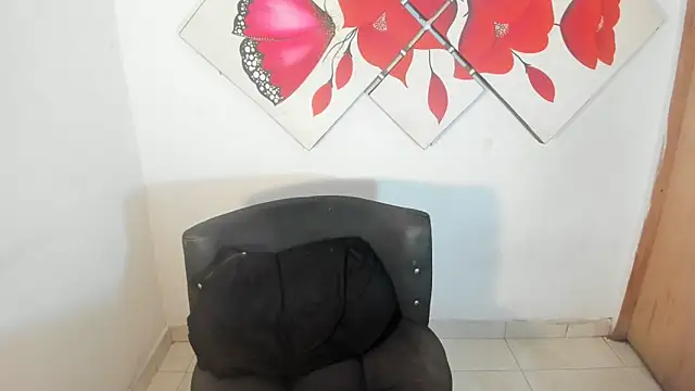 naomiwildburn online show from 5, 4, 2026