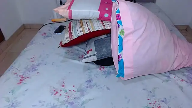 MiaCloud420 online show from 13, 2, 2025