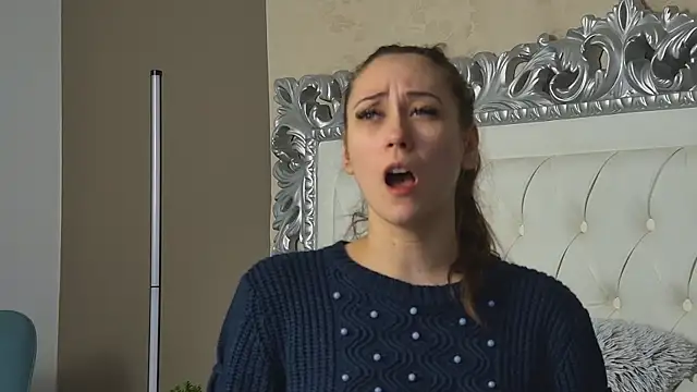 AliceMunro online show from 4, 4, 2026